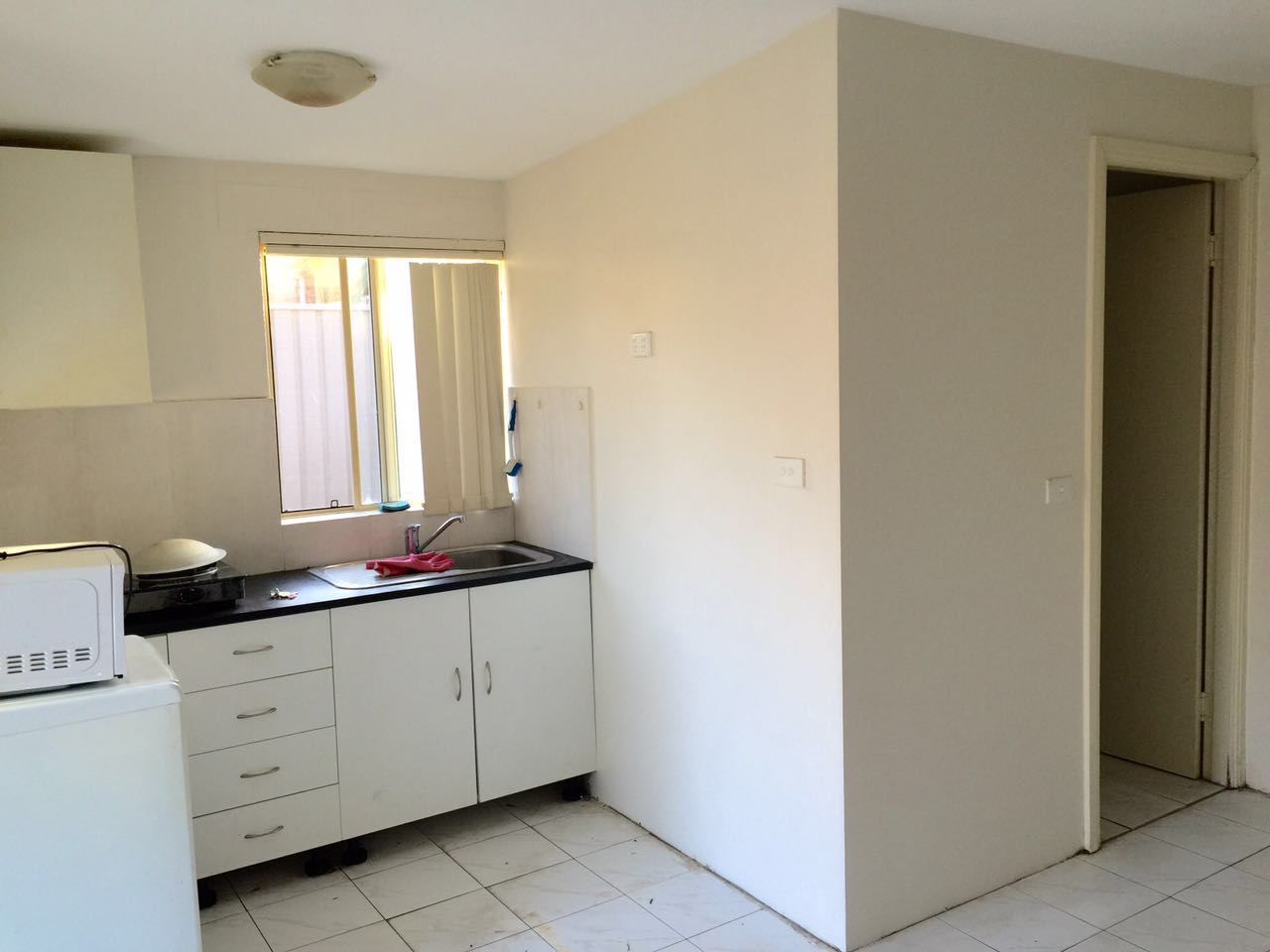 今日悉尼Mortdale 便宜1房1廳granny flat 整租 Mortdale 便宜1房1廳granny flat 整租